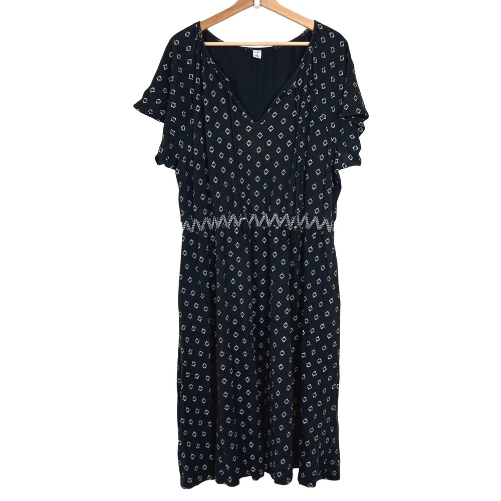 Old Navy Womens XL Black White Geometric Cotton Tassel Smocked Midi Dress